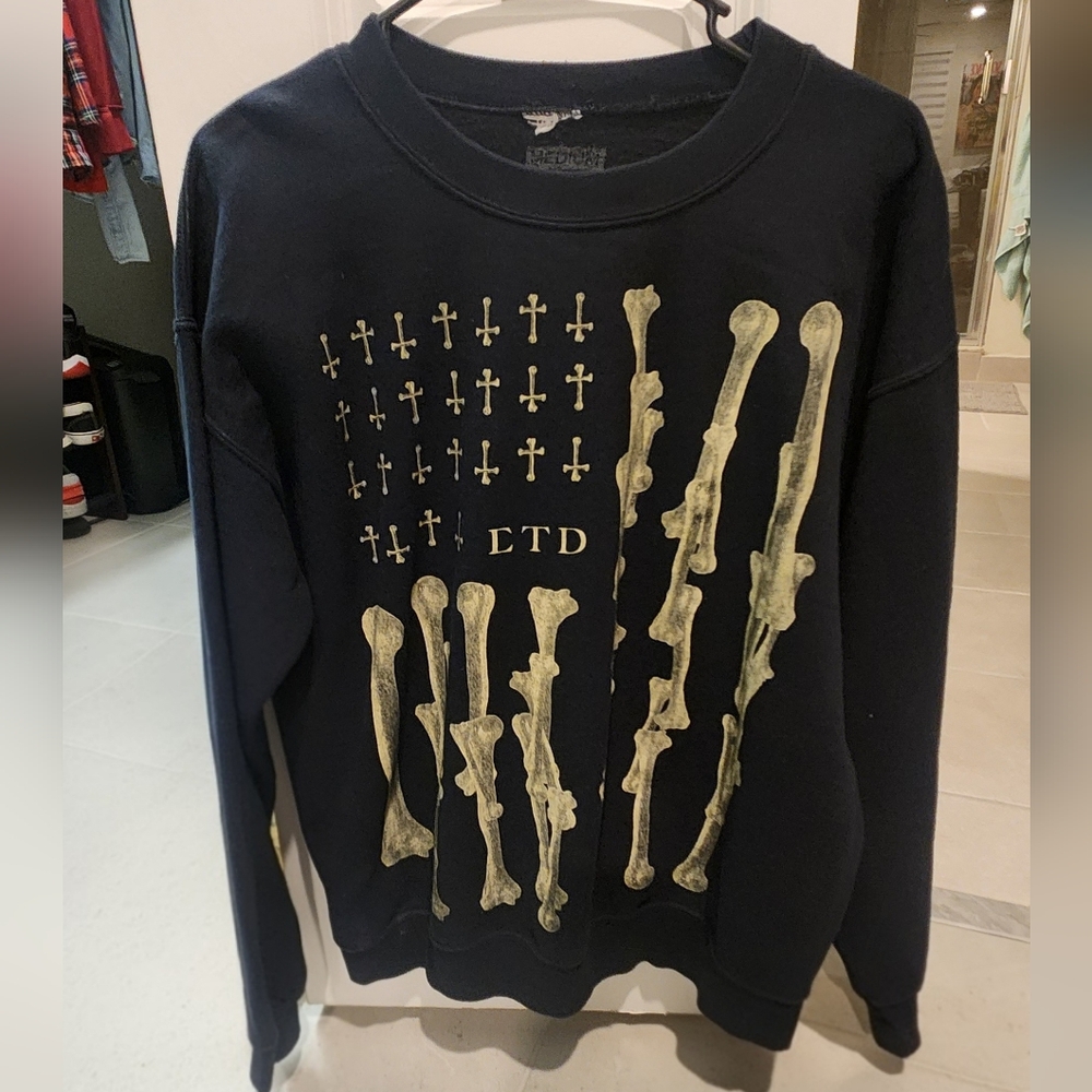 PacSun Black and Cream Graphic Crewneck Sweater